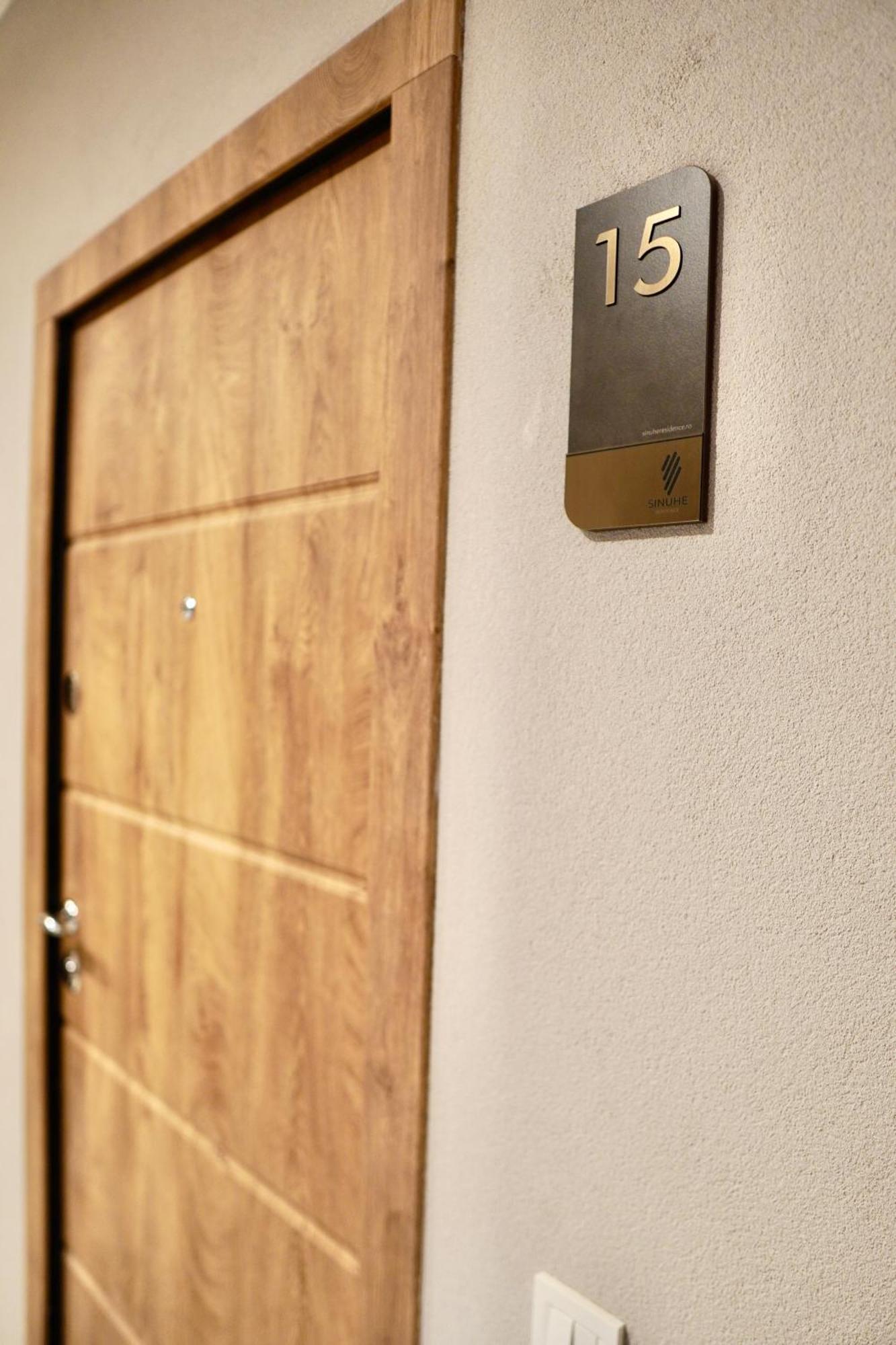 Coresi Luxury Sinuhe Residents Studio For 4 Braşov Extérieur photo